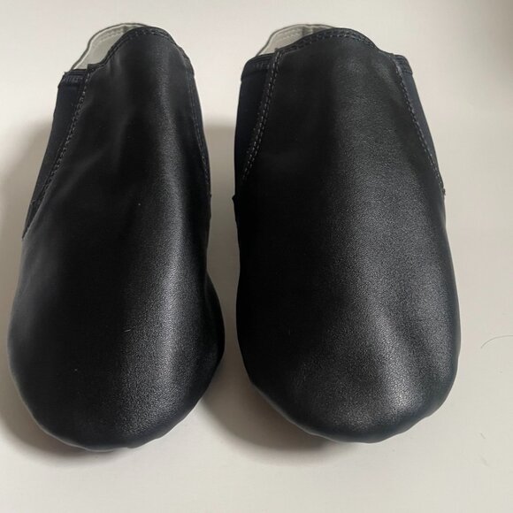 Black Slip-On Jazz Dance Shoes - Picture 1 of 11
